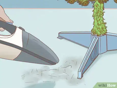 Imagen titulada Clean an Artificial Christmas Tree Step 6