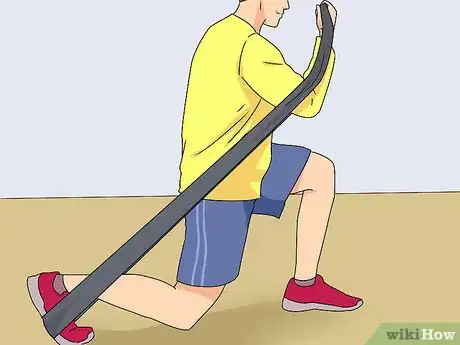 Imagen titulada Do Bicep Curl Resistance Band Exercises Step 12