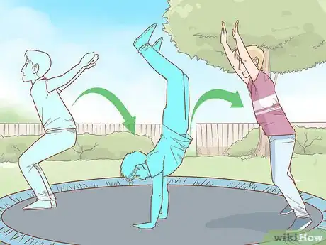 Imagen titulada Do Trampoline Tricks Step 9