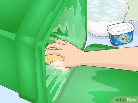 Imagen titulada Use Oxiclean Step 9