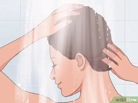 Imagen titulada Deep Condition Your Hair Step 16