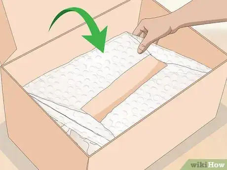 Imagen titulada Wrap Glass for Moving Step 13