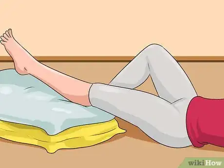 Imagen titulada Get Rid of a Charley Horse Step 4