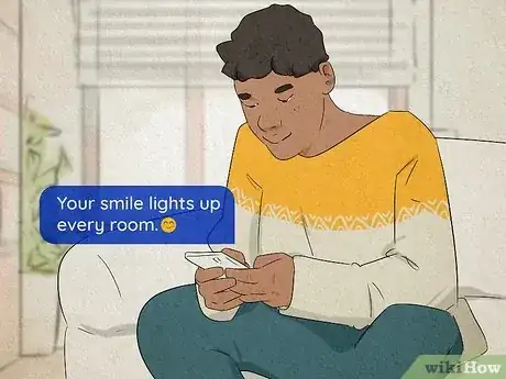 Imagen titulada Compliment a Girl over Text Step 5