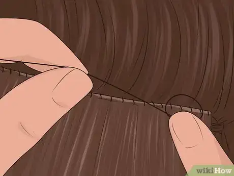 Imagen titulada Sew in Hair Extensions Step 18