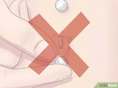 Imagen titulada Clean Navel Piercings Step 10