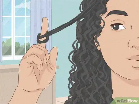 Imagen titulada Define Curly Hair Step 10