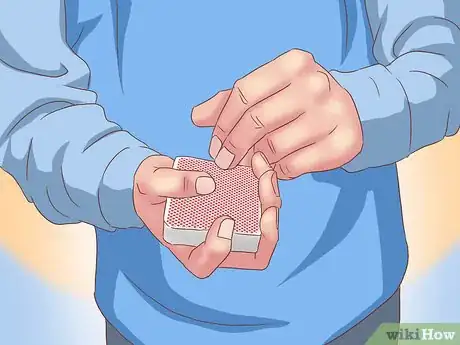 Imagen titulada Do a Card Trick Step 4