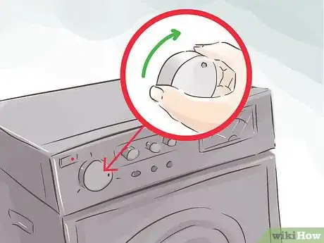 Imagen titulada Break a Glass with Your Voice Step 12
