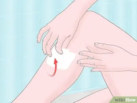 Imagen titulada Deal with Thick Leg Hair Step 12