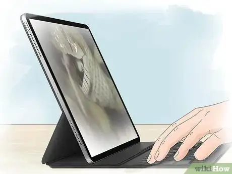 Imagen titulada Get over Your Fear of Snakes Step 5