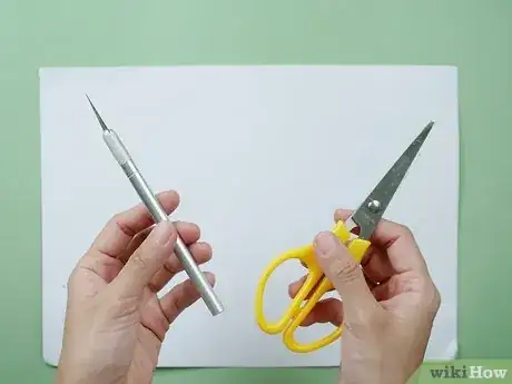 Imagen titulada Cut a Straight Line Step 15