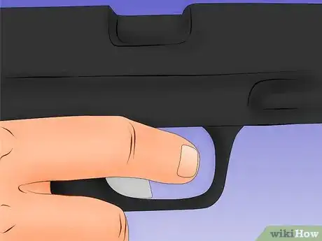 Imagen titulada Grip a Pistol Step 1Bullet5
