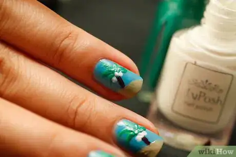 Imagen titulada Paint Palm Trees on Your Nails Step 8