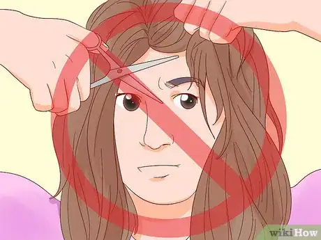 Imagen titulada Grow out Bangs Step 11