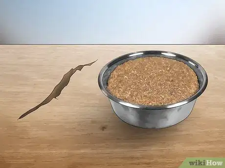 Imagen titulada Fill Cracks in Wood Step 7