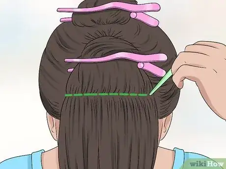 Imagen titulada Razor Cut Bangs Step 20