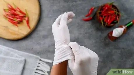 Imagen titulada Make Tabasco Sauce Step 3