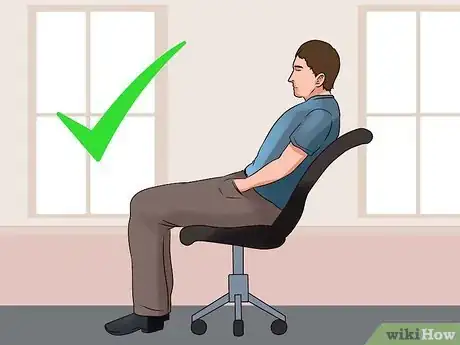 Imagen titulada Sleep While Sitting Up Step 4
