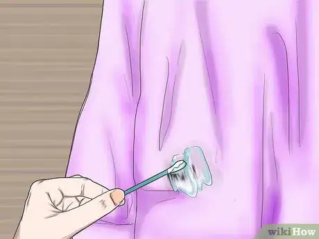 Imagen titulada Get Dried Ink Out of Clothes Step 3