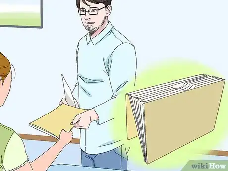 Imagen titulada Organize Your Room and School Work (for Teens) Step 12