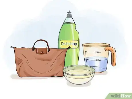 Imagen titulada Clean a Nylon Purse Step 1