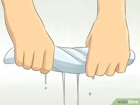 Imagen titulada Remove an Iodine Stain Step 4