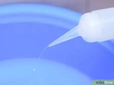 Imagen titulada Control Foot Odor with Baking Soda Step 10