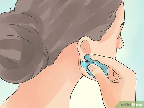 Imagen titulada Pierce Your Ear Step 15