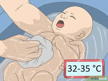 Imagen titulada Break a Fever in an Infant Step 4