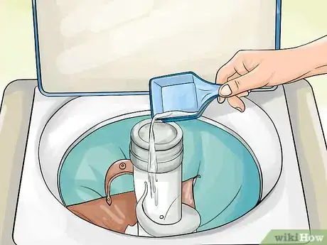 Imagen titulada Clean a Nylon Purse Step 6
