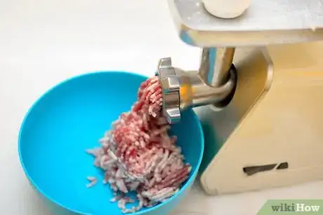 Imagen titulada Make Nduja Paste Step 2