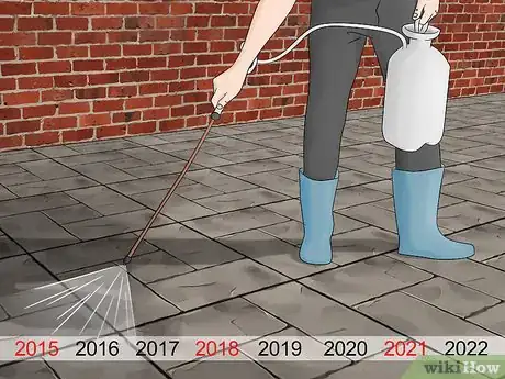 Imagen titulada Clean Stamped Concrete Step 8