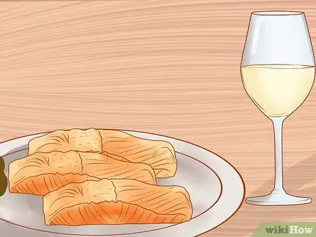 Imagen titulada Eat Fish Step 10
