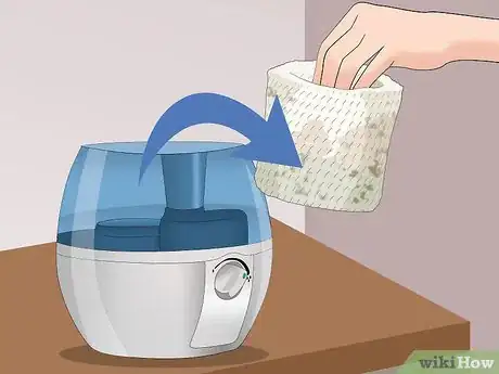 Imagen titulada Clean a Humidifier Filter Step 3