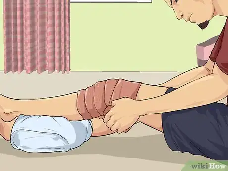 Imagen titulada Diagnose a Torn Calf Muscle Step 11
