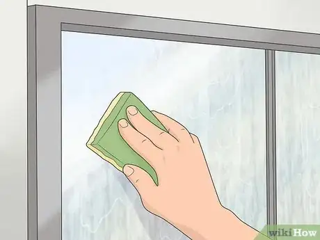 Imagen titulada Remove Hard Water Stains from Shower Doors Step 5