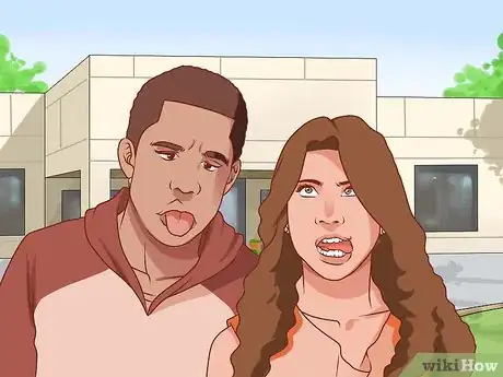 Imagen titulada Find Out if a Girl Likes You Step 8