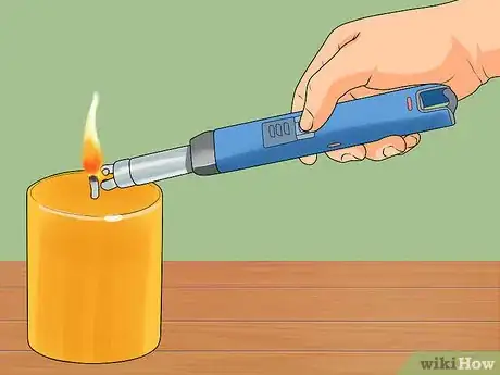 Imagen titulada Burn Candles Evenly Step 2