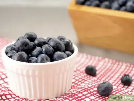 Imagen titulada Eat Blueberries Step 9