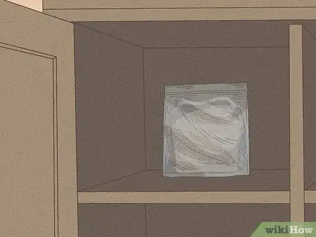 Imagen titulada Make Mold Grow on Bread Step 4