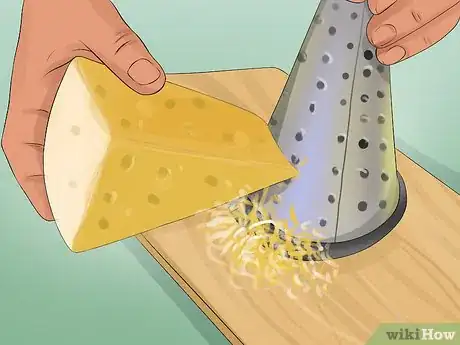 Imagen titulada Eat Gouda Cheese Step 5