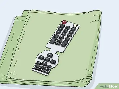 Imagen titulada Repair a Remote Control Step 8