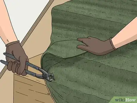 Imagen titulada Stain Stairs Step 1