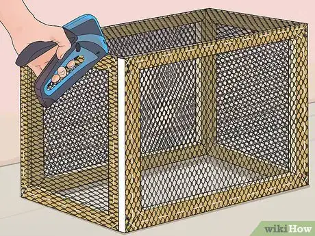 Imagen titulada Build a Rabbit Hutch Step 12