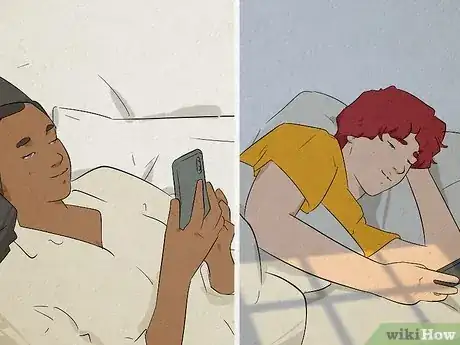 Imagen titulada Wake Up Your Girlfriend with a Cute Text Step 2