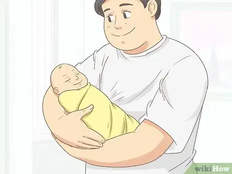 Imagen titulada Lift and Carry a Baby Step 5