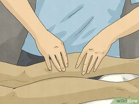 Imagen titulada Give a Sensual Massage Step 13