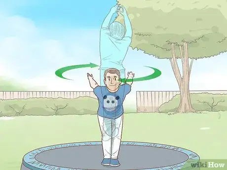 Imagen titulada Do Trampoline Tricks Step 5