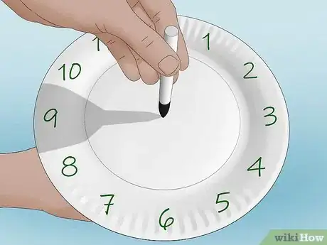 Imagen titulada Make a Paper Clock Step 6